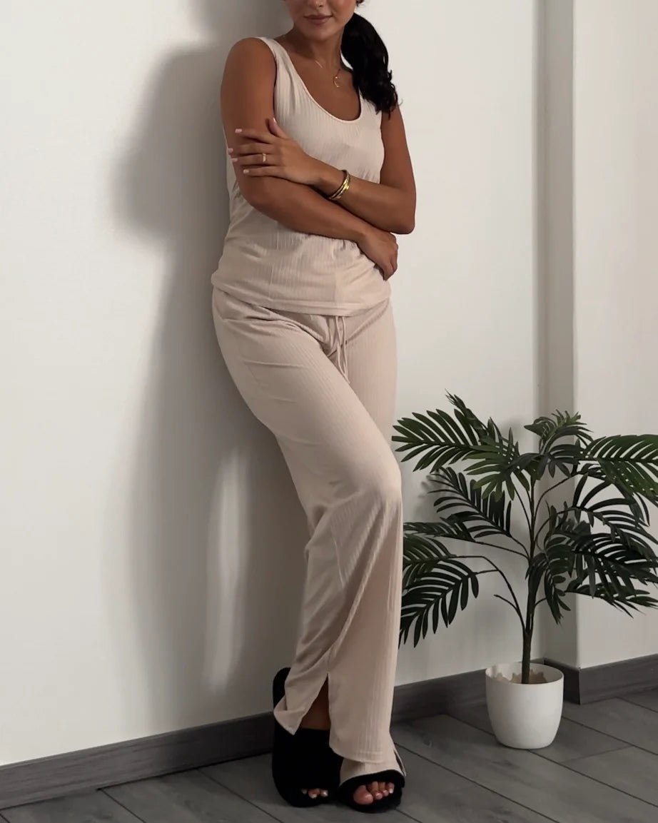 2-Piece Ribbed Lounge Set