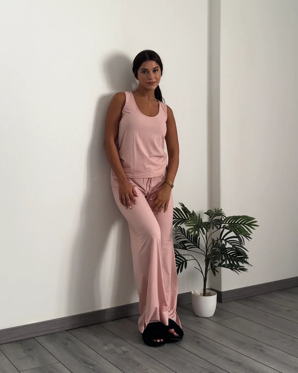 2-Piece Ribbed Lounge Set