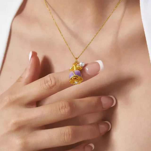 Aurora Rose Necklace – The Blossom of Love